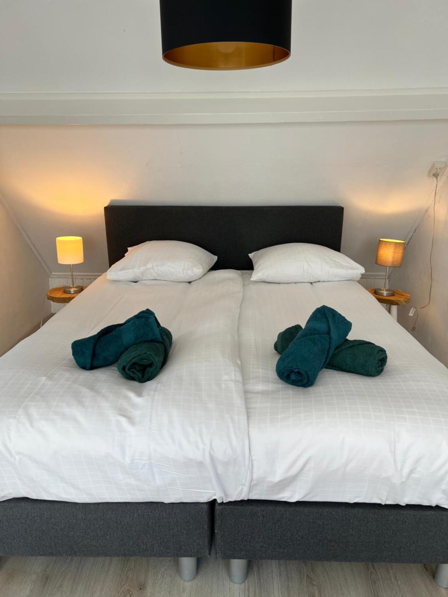 Beach House Met Parkeerplaats In Het Centrum Egmond aan Zee Exterior photo